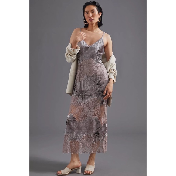 ❌NOT FOR SALE❌ Anthropologie Let Me Be Velvet Lace Slip Maxi Dress - Picture 3 of 10